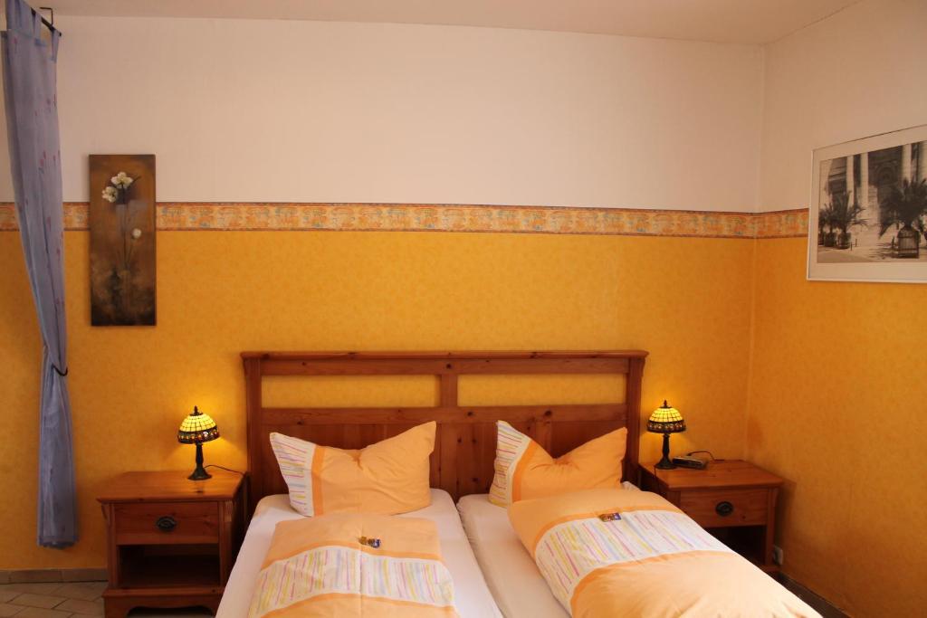 Kreuzerhof Hotel Garni Rothenburg ob der Tauber Room photo